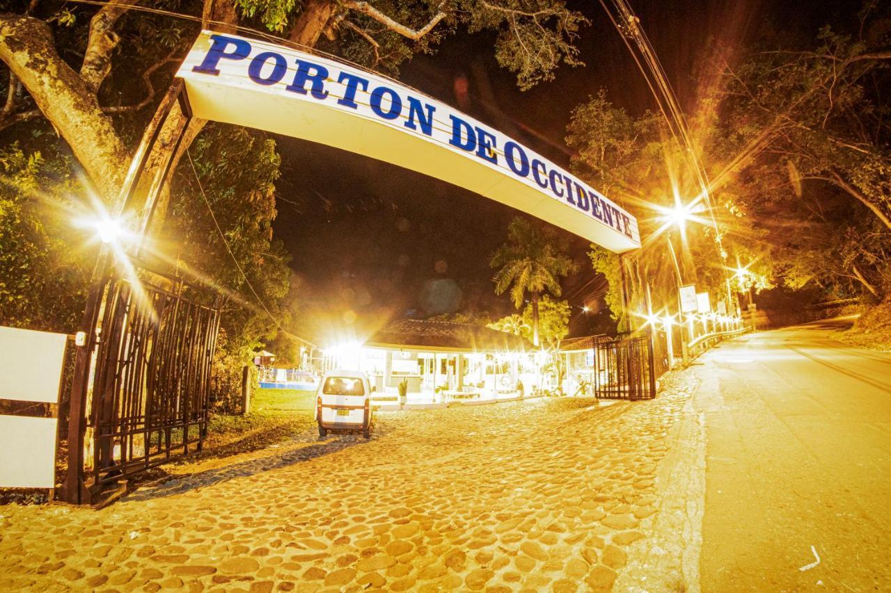 Porton De Occidente By Bernalo Hotels San Jerónimo Dış mekan fotoğraf
